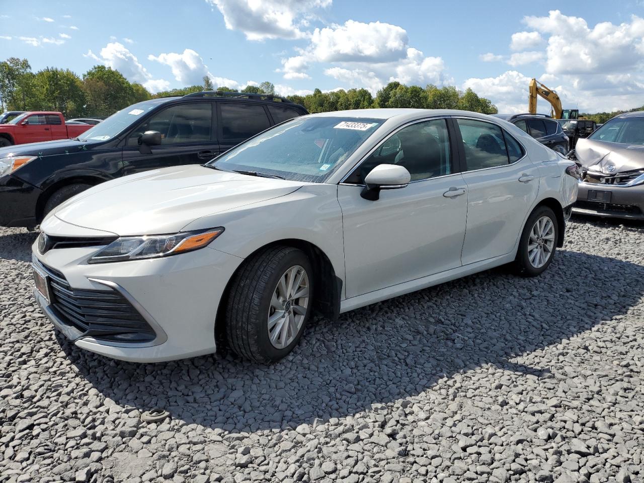 2022 Toyota Camry le LE