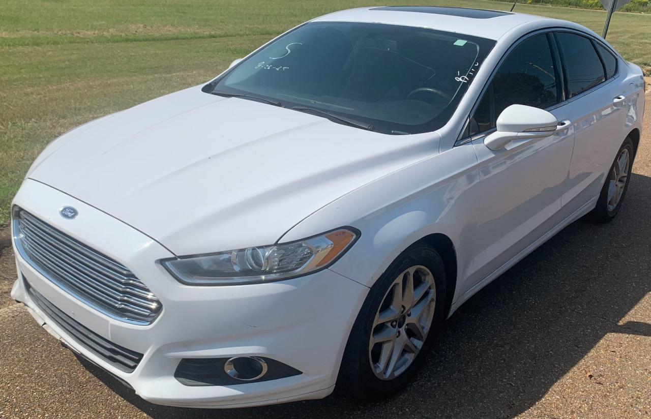 2015 Ford Fusion se SE