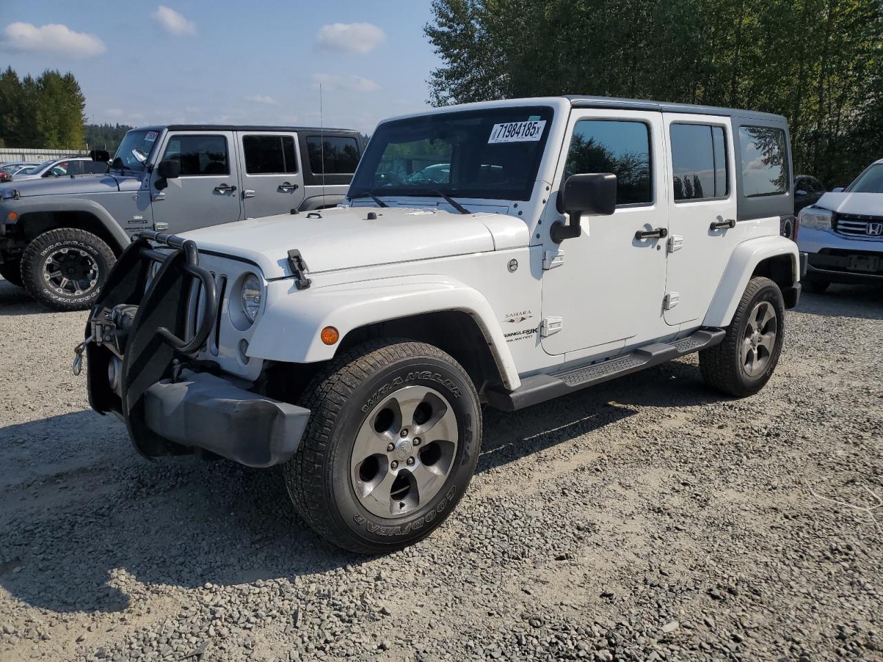 2018 Jeep Wrangler u SAHARA