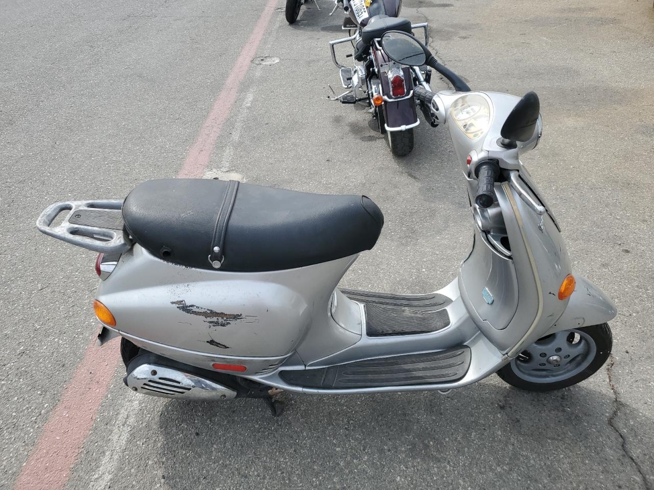 2001 Vespa M198f
