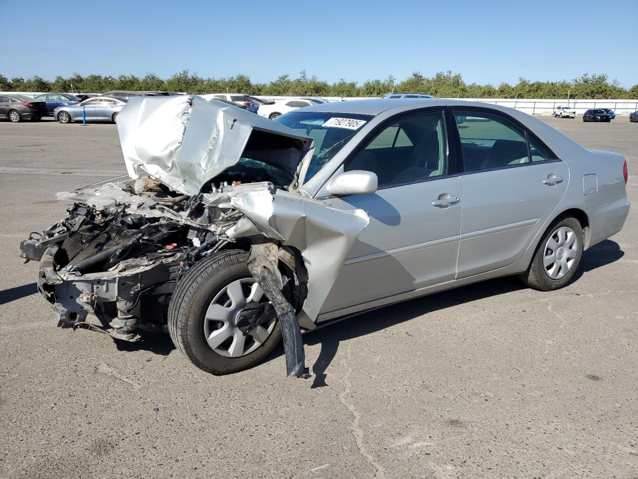2002 Toyota Camry le LE