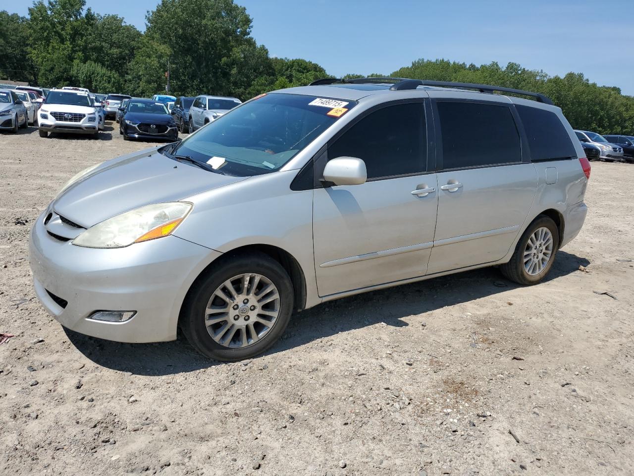 2010 Toyota Sienna xle XLE