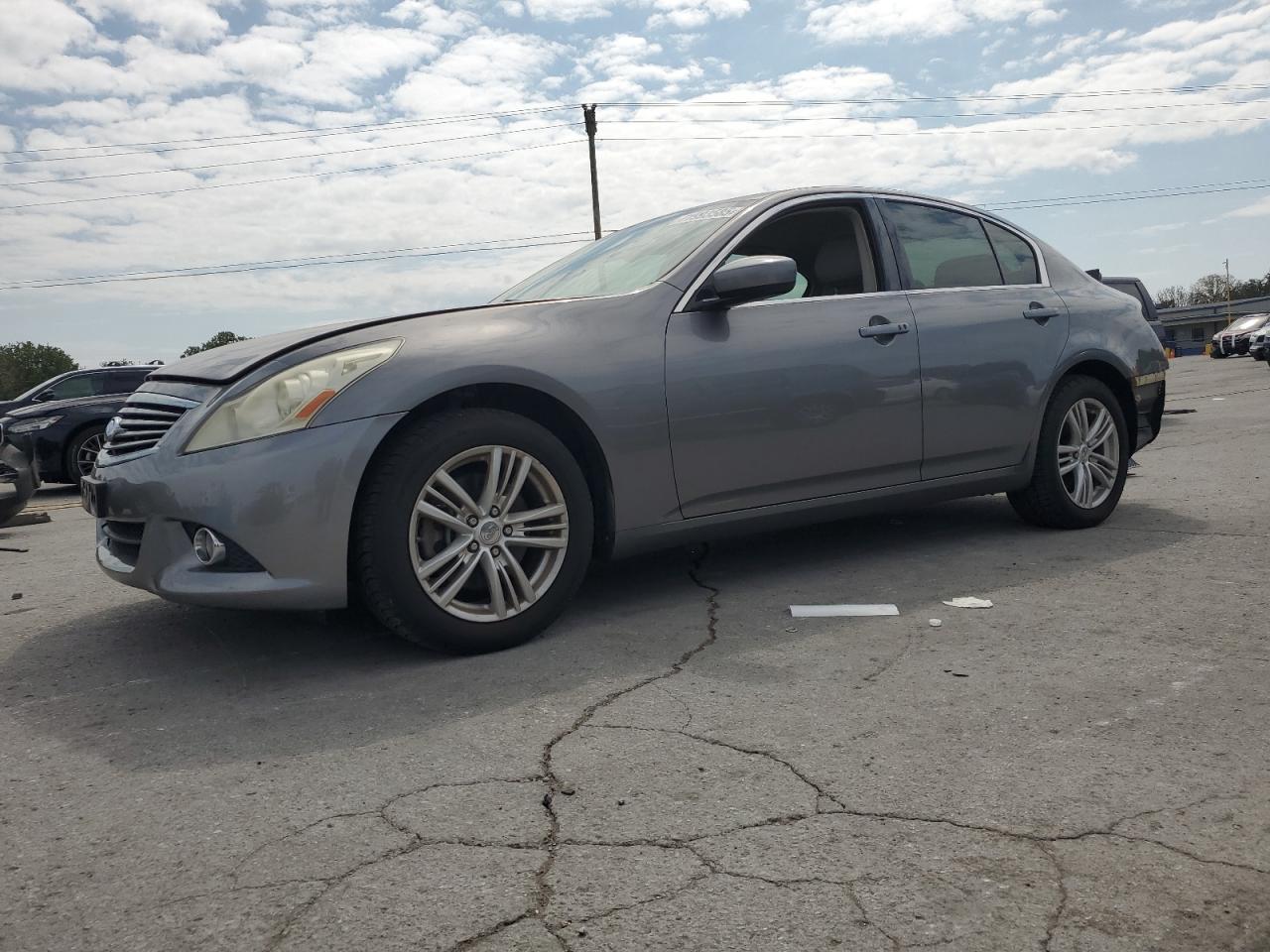 2013 Infiniti G37