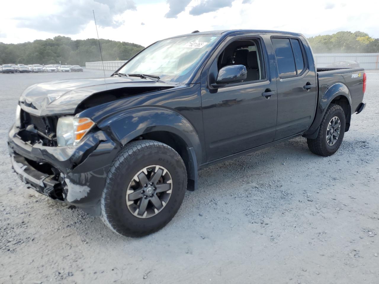 2018 Nissan Frontier s S
