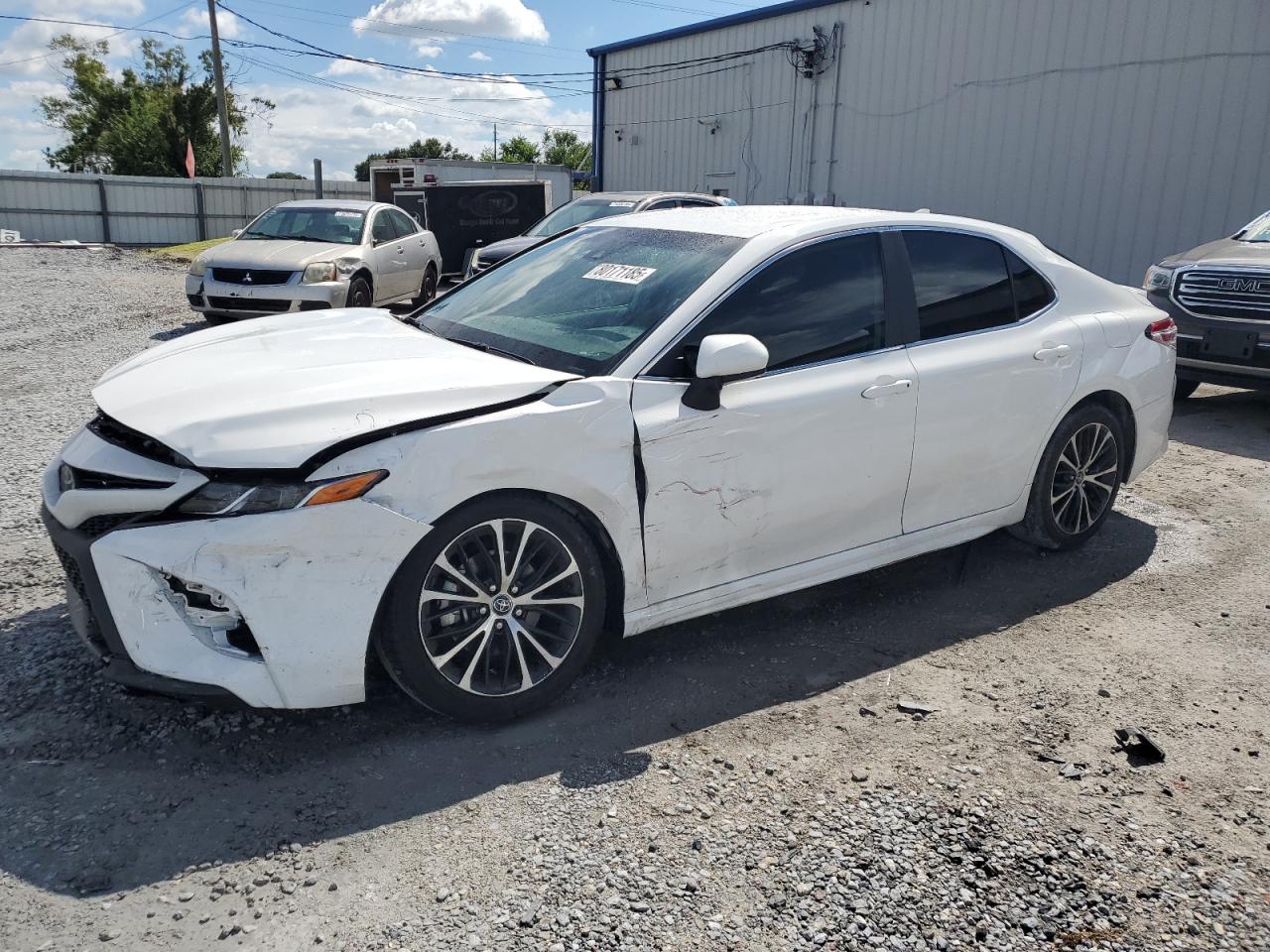 2020 Toyota Camry se SE