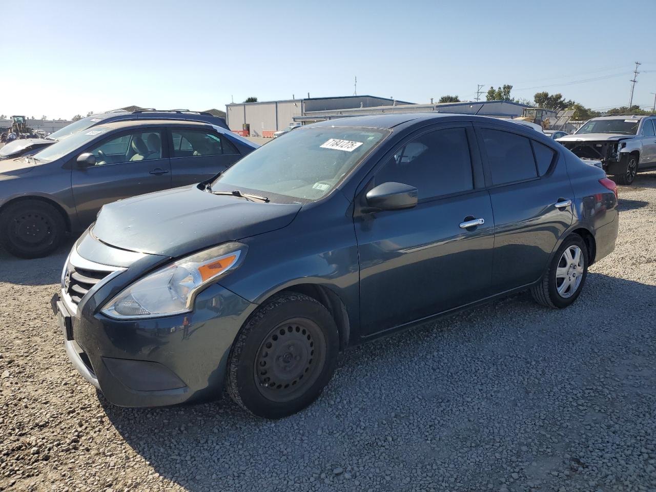 Nissan Versa s