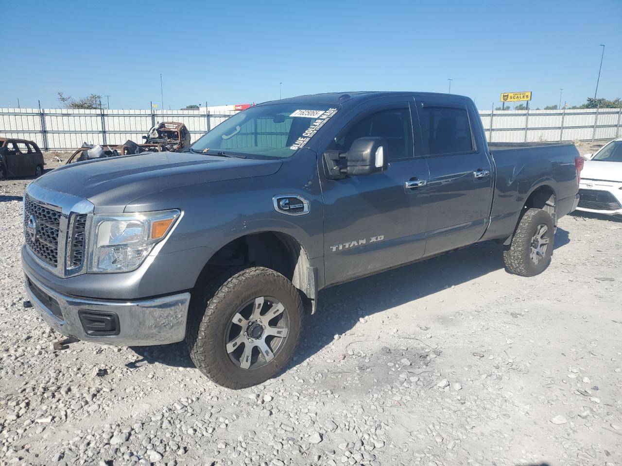 2017 Nissan Titan xd s S