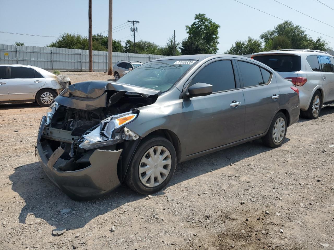 2017 Nissan Versa s S