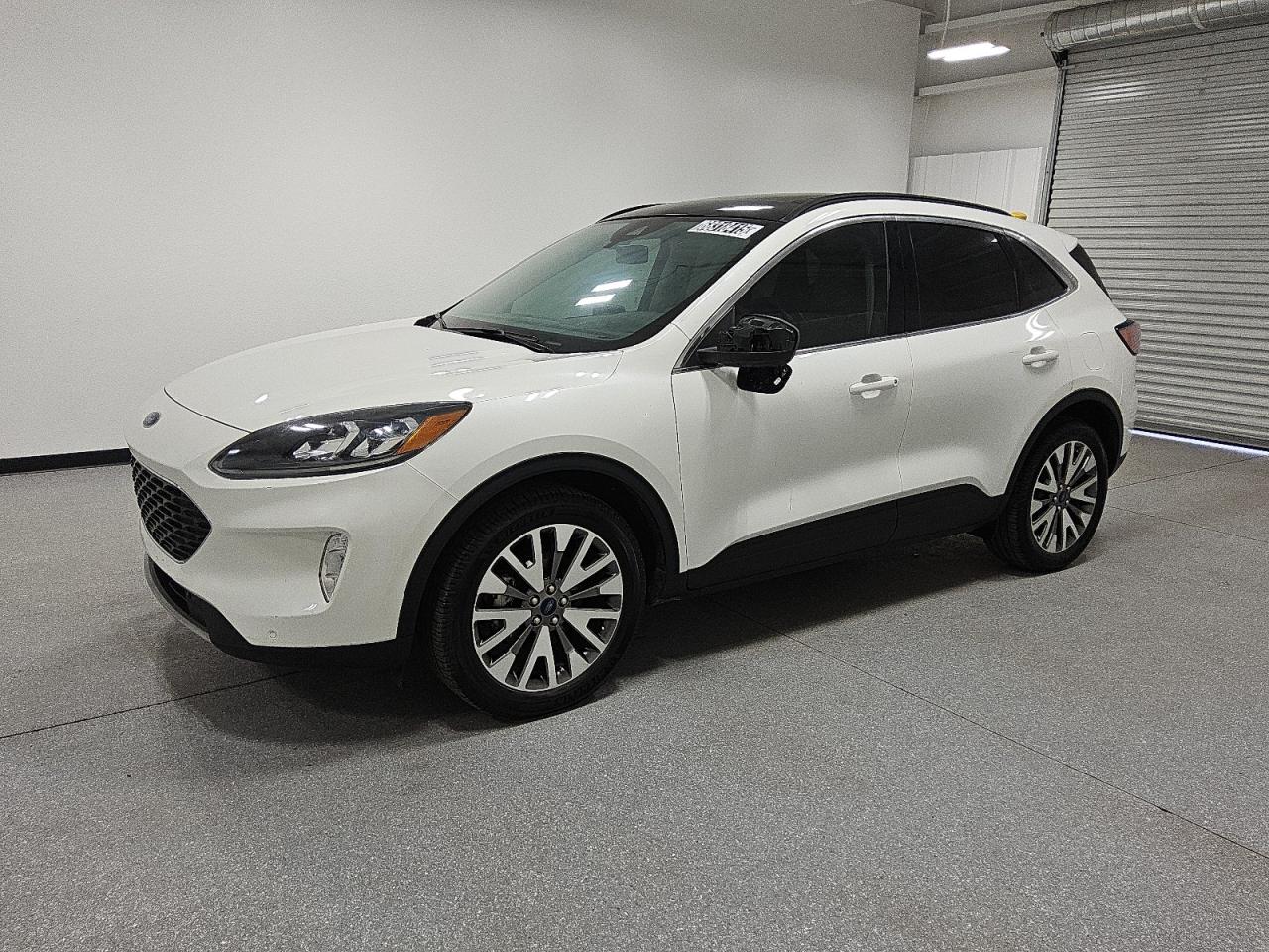 2022 Ford Escape titanium TITANIUM