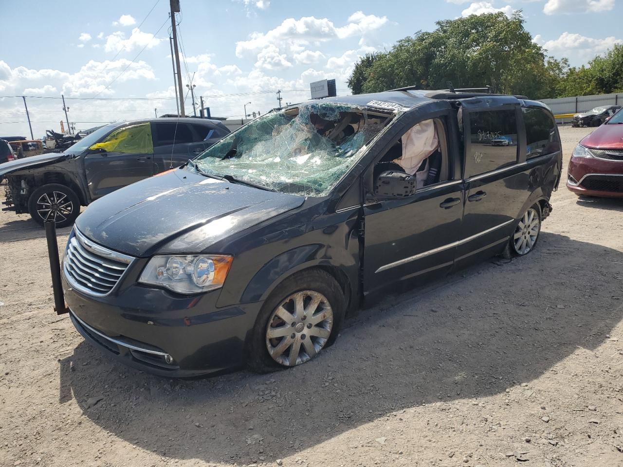 2014 Chrysler Town & country Touring