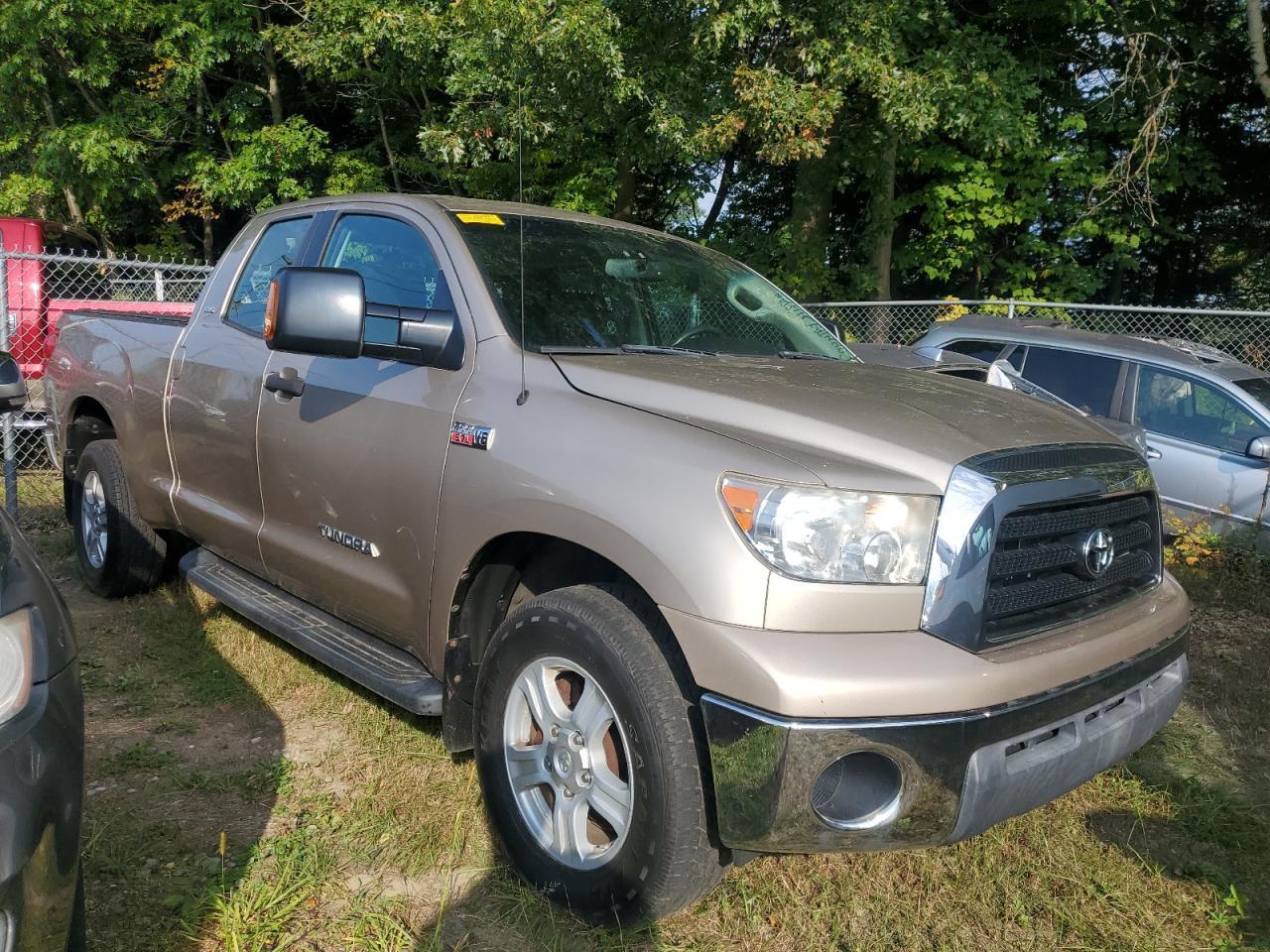 2008 Toyt Tundra double cab DOUBLE CAB