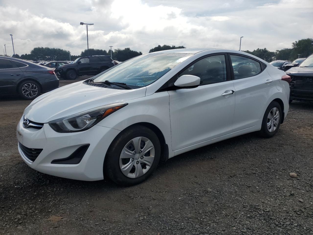 2016 Hyundai Elantra se SE