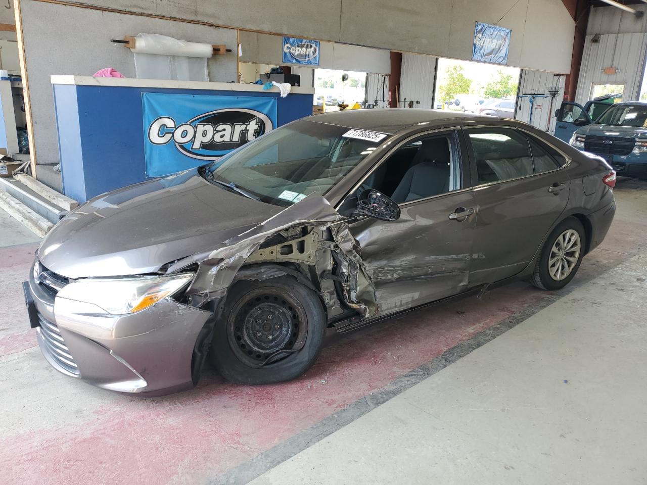 2015 Toyota Camry le LE