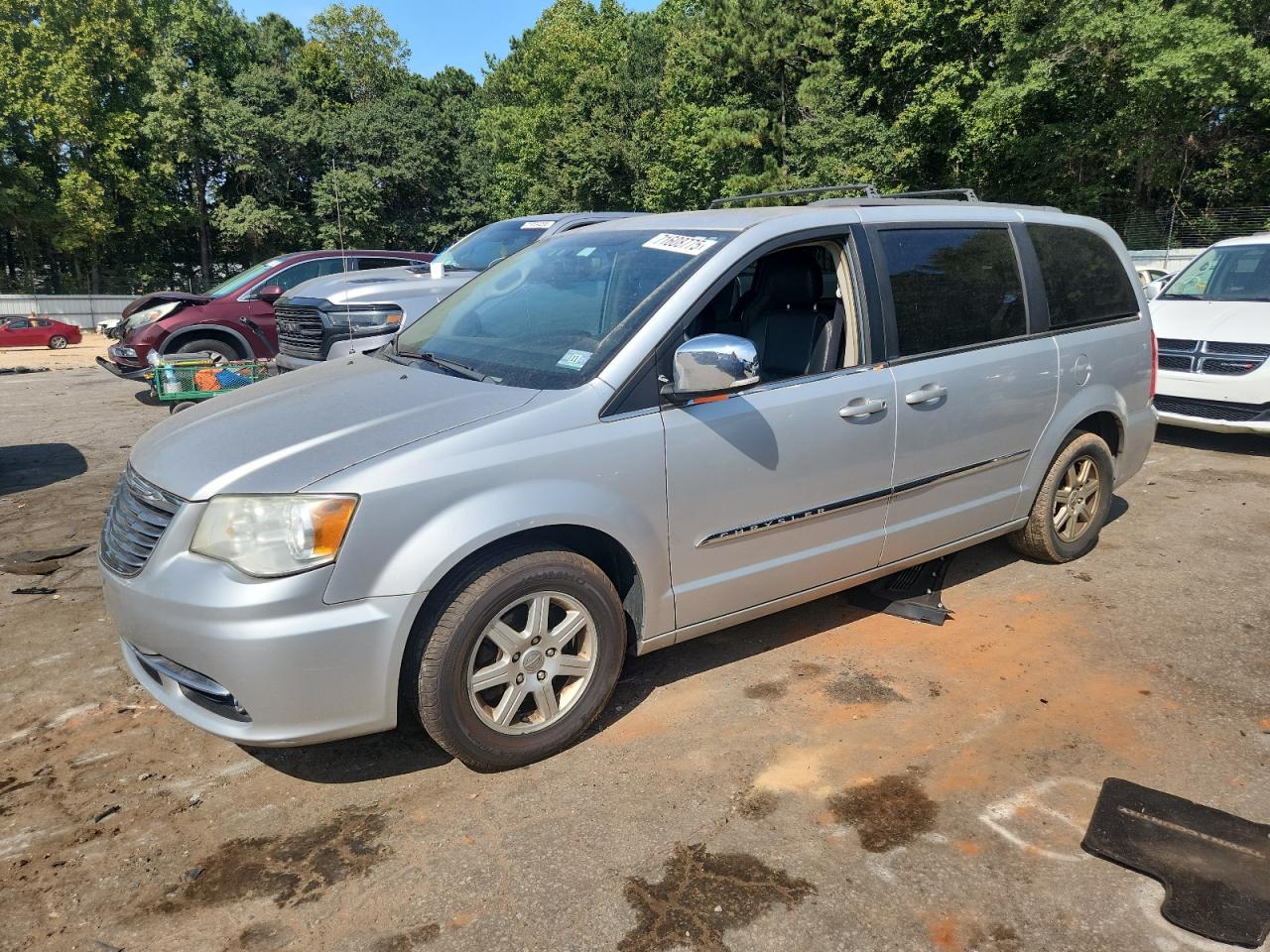 2012 Chrysler Town & country Touring L