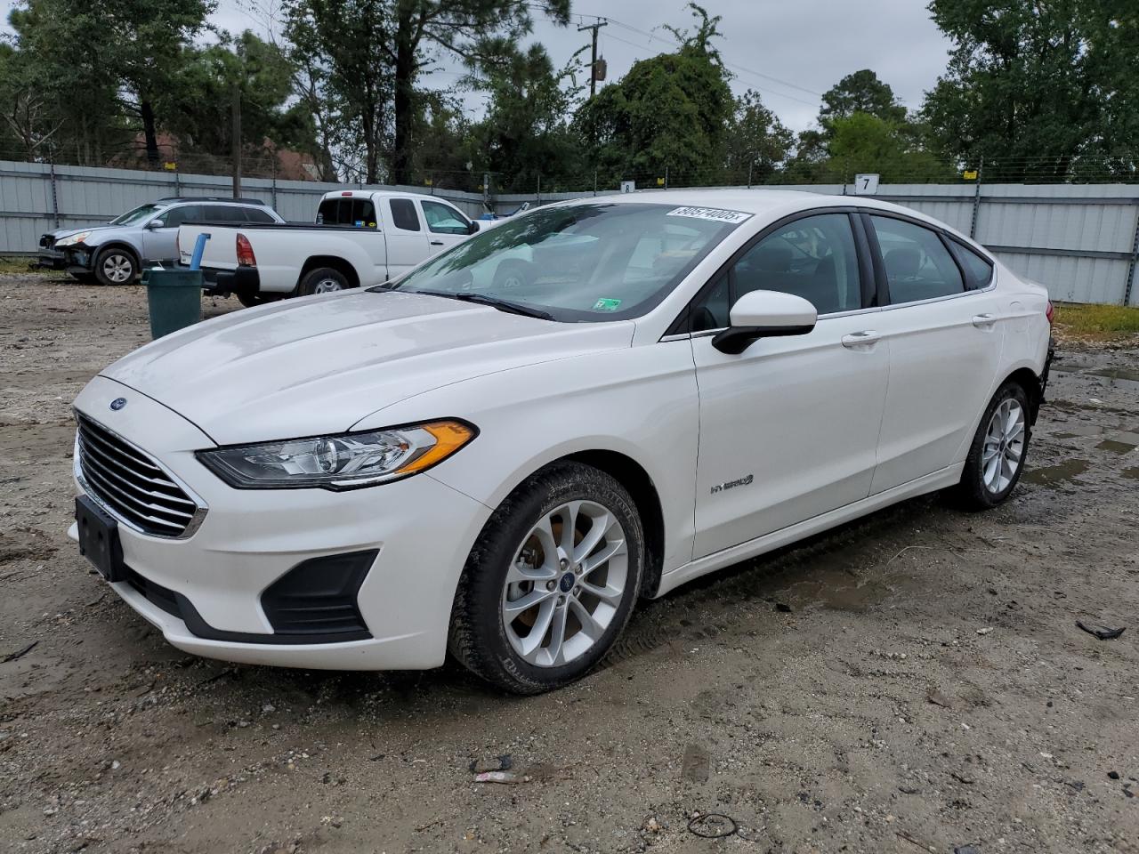2019 Ford Fusion se SE
