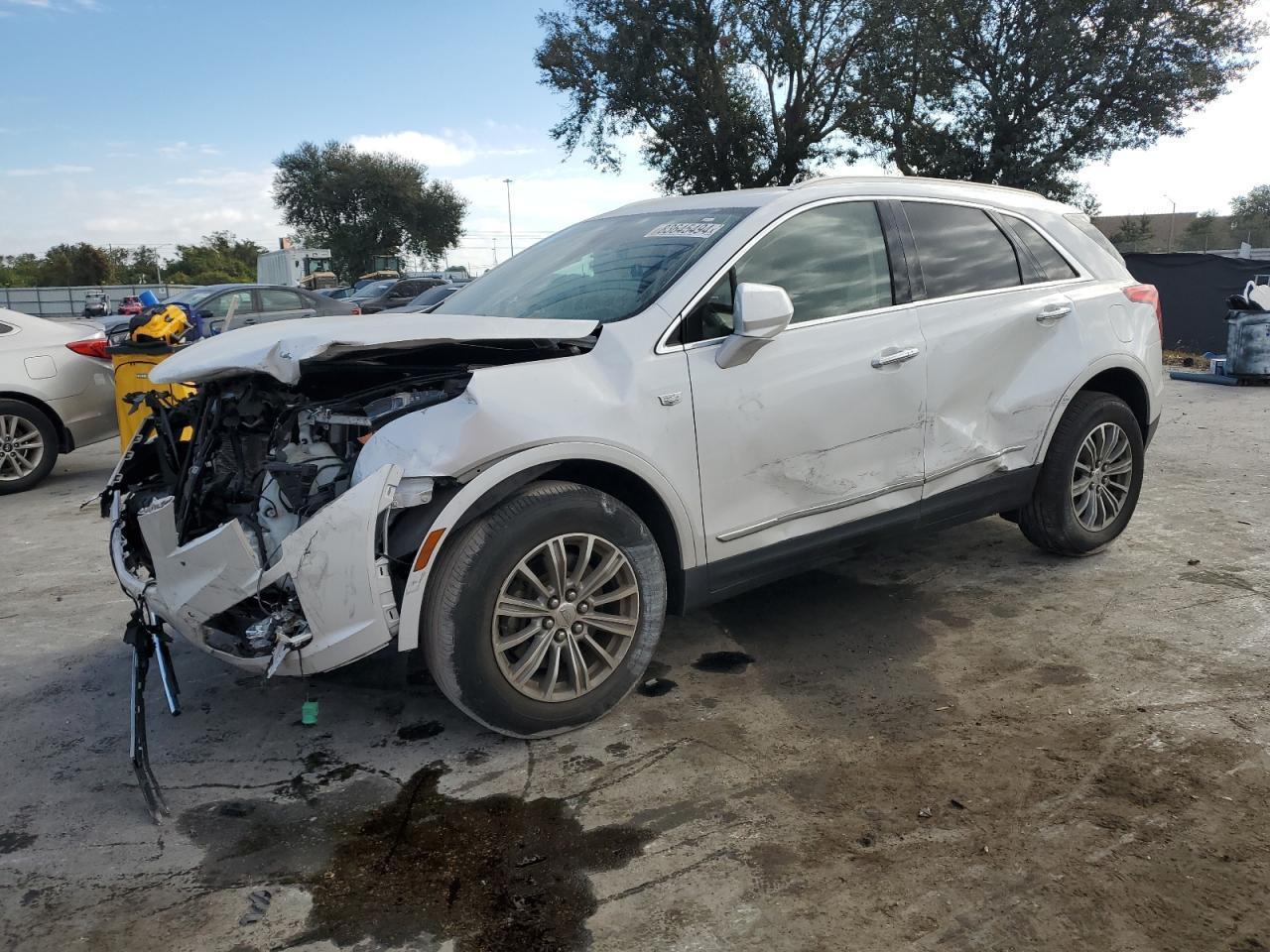 2018 Cadillac Xt5 luxury LUXURY