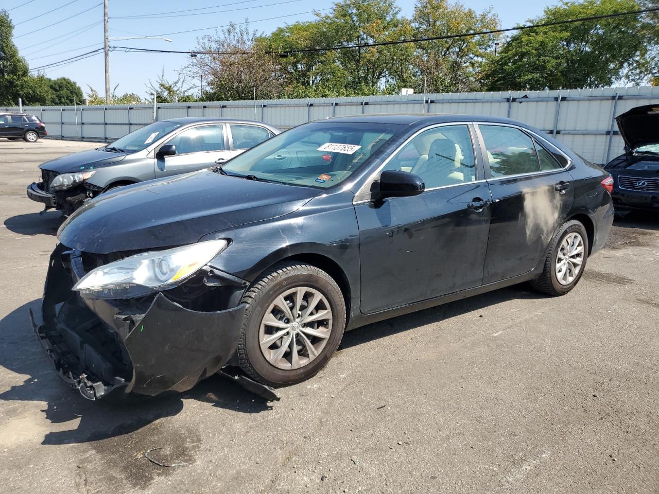 2016 Toyota Camry le LE