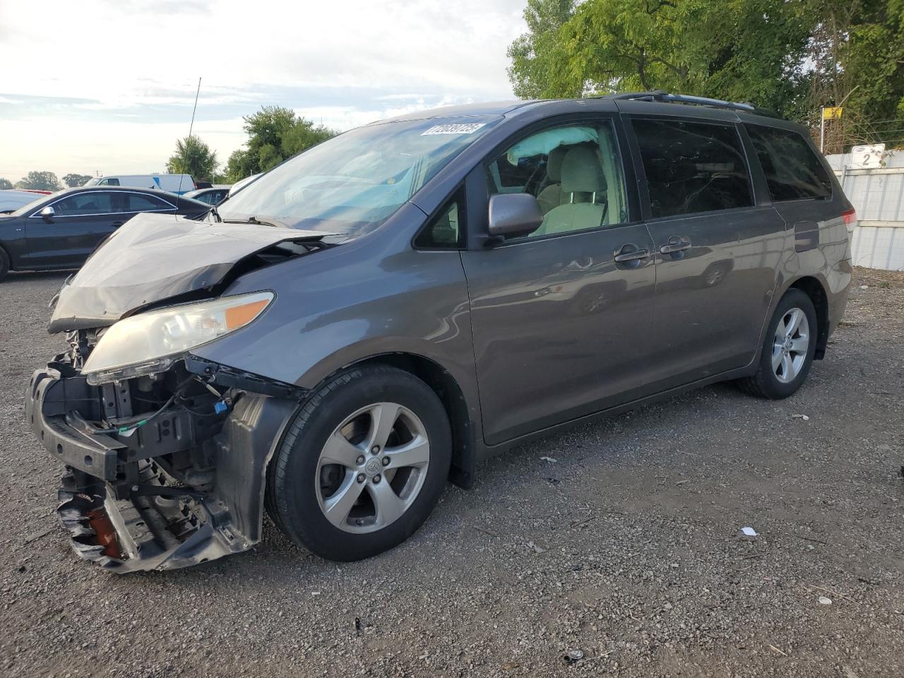 2011 Toyota Sienna le LE