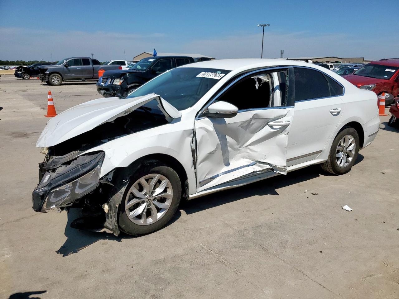 2016 Volkswagen Passat s S