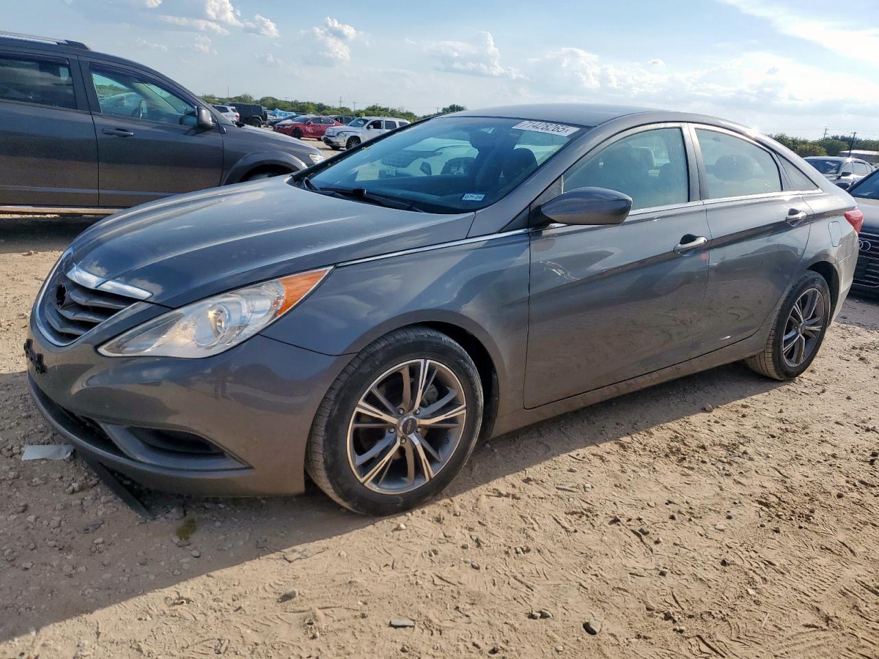 2013 Hyundai Sonata gls GLS