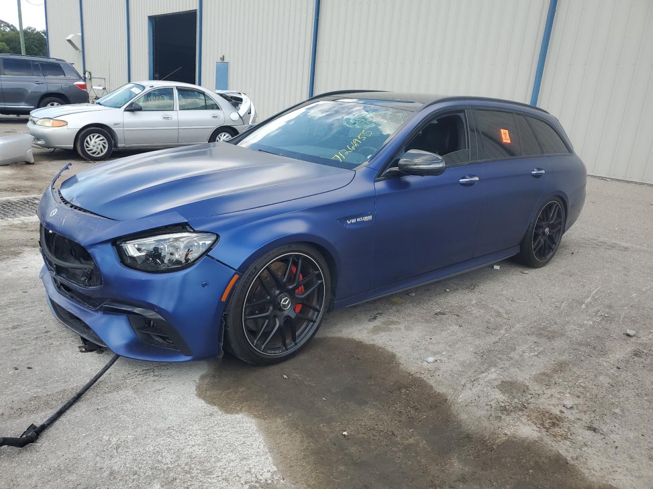 Mercedes-benz E 63 amg-s