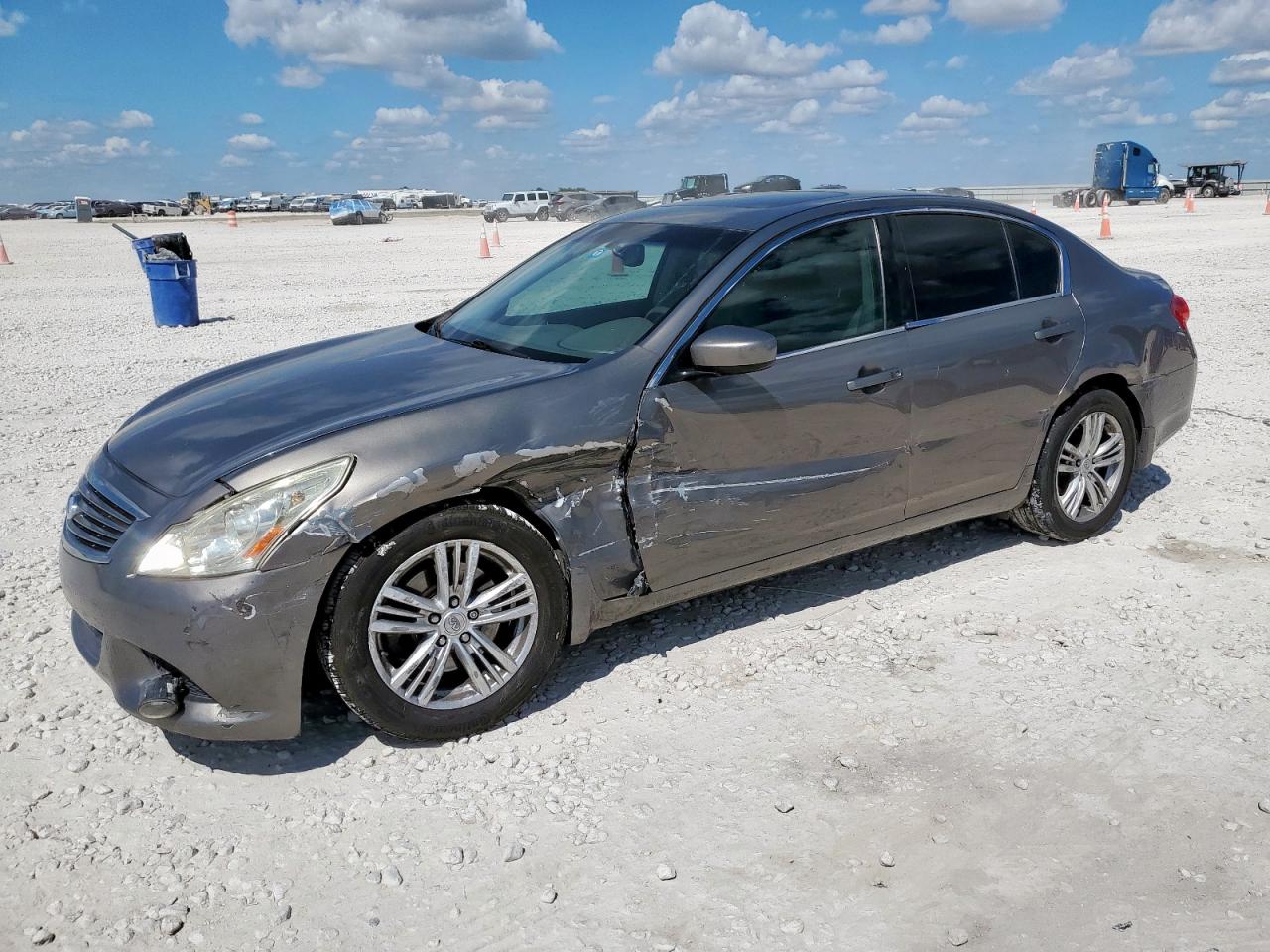 2010 Infiniti G37