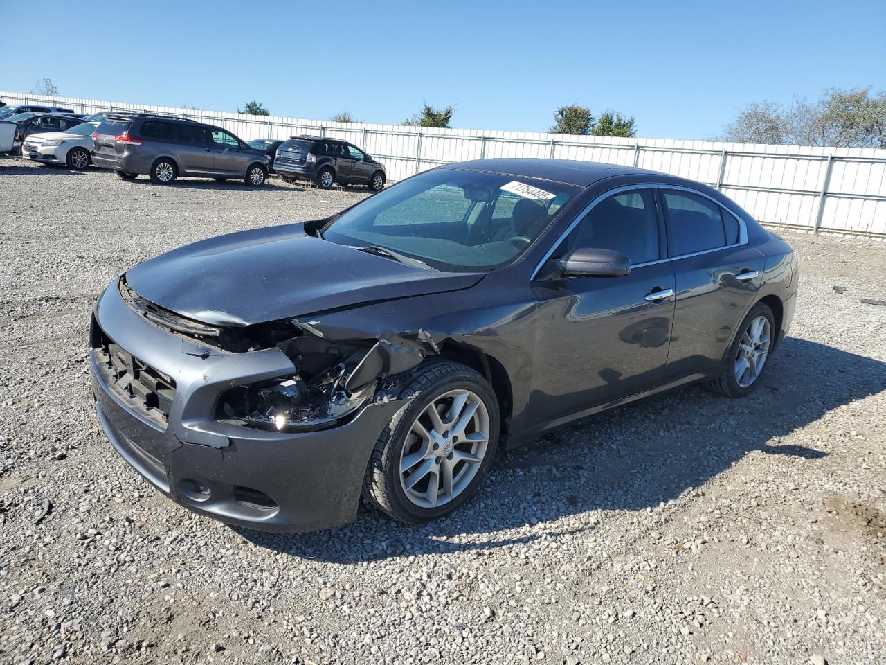 2013 Nissan Maxima s S