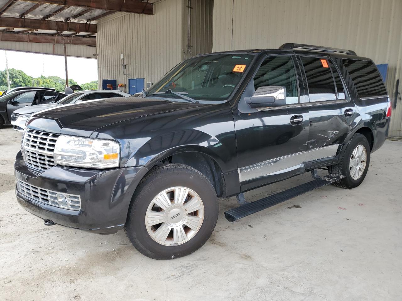 Lincoln Navigator