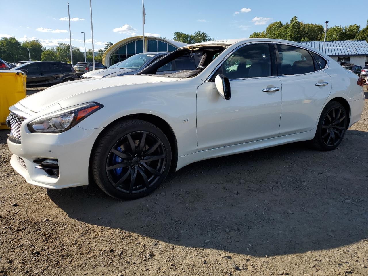 2016 Infiniti Q70