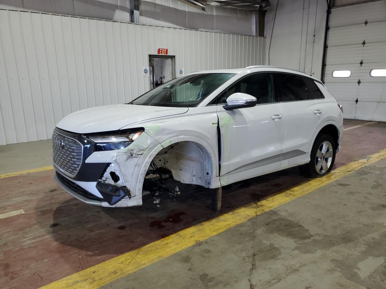 2024 Audi Q4 e-tron Premium Plus