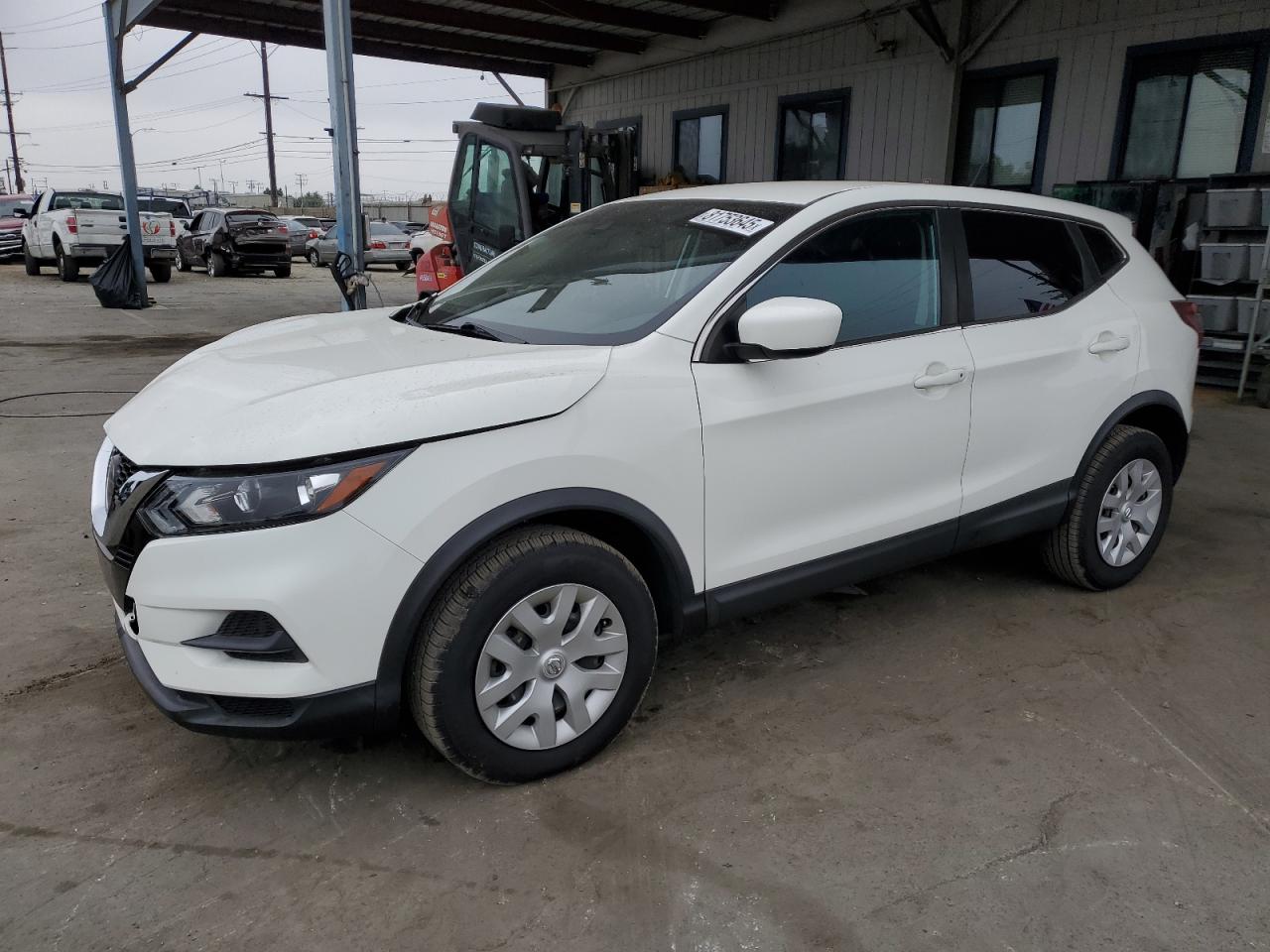2020 Nissan Rogue sport S