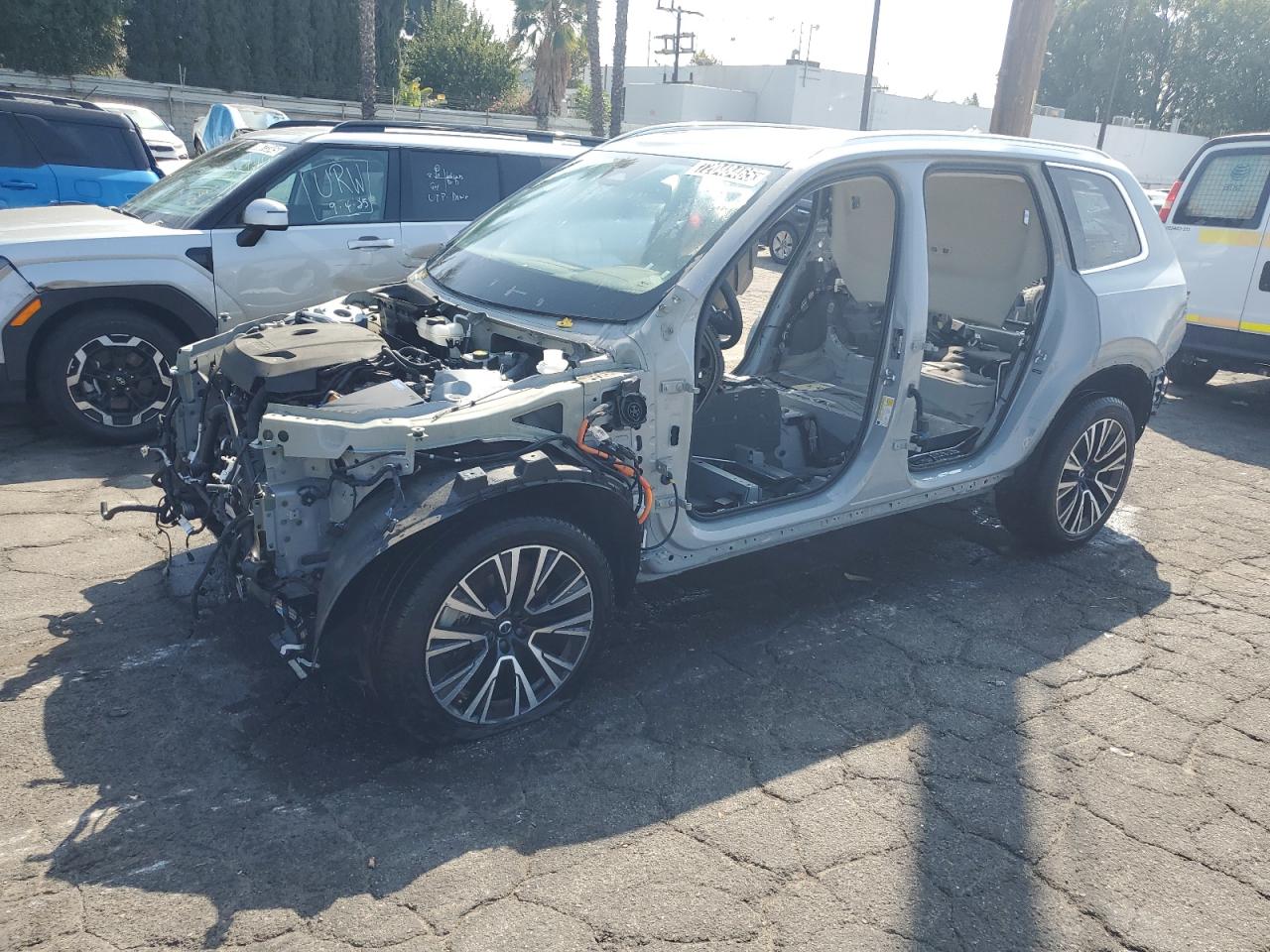 2025 Volvo Xc90 Plus