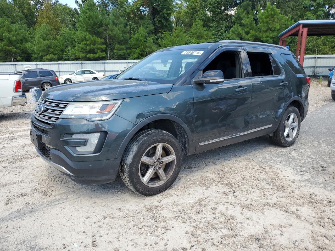 2016 Ford Explorer x XLT