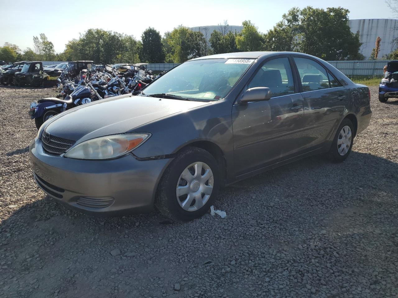2004 Toyota Camry le LE