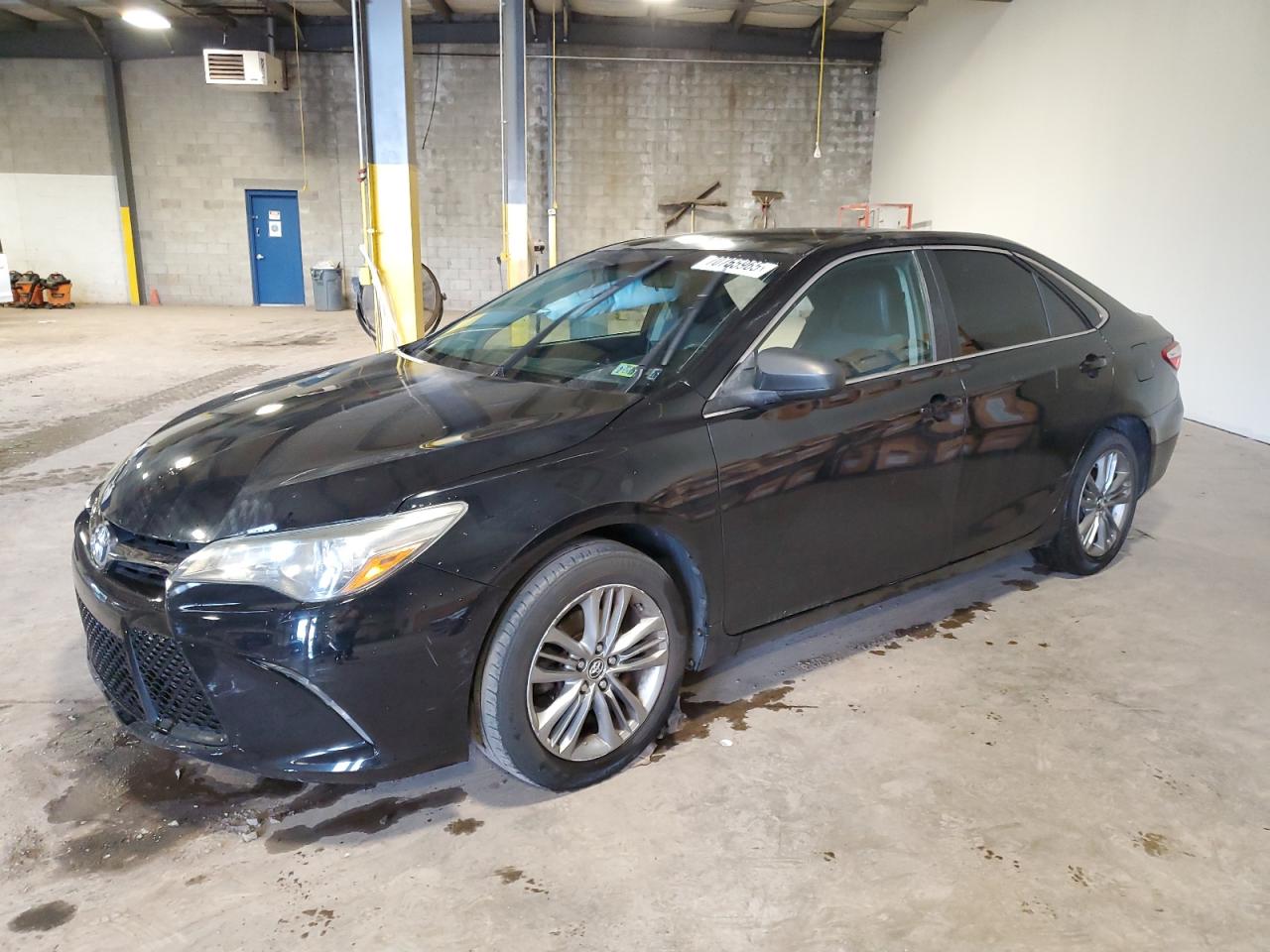 2015 Toyota Camry le LE