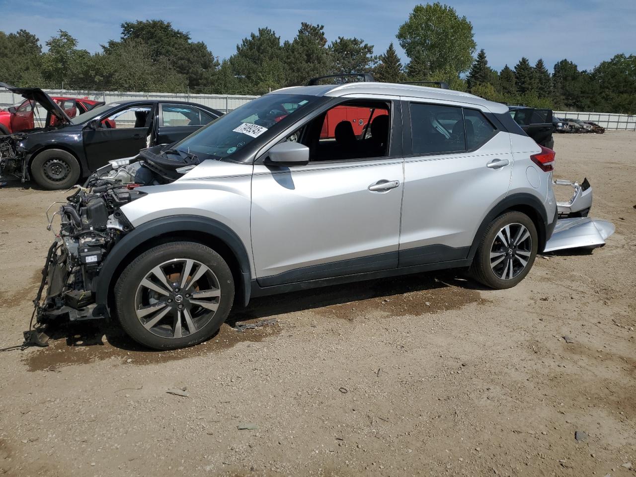 2019 Nissan Kicks s S