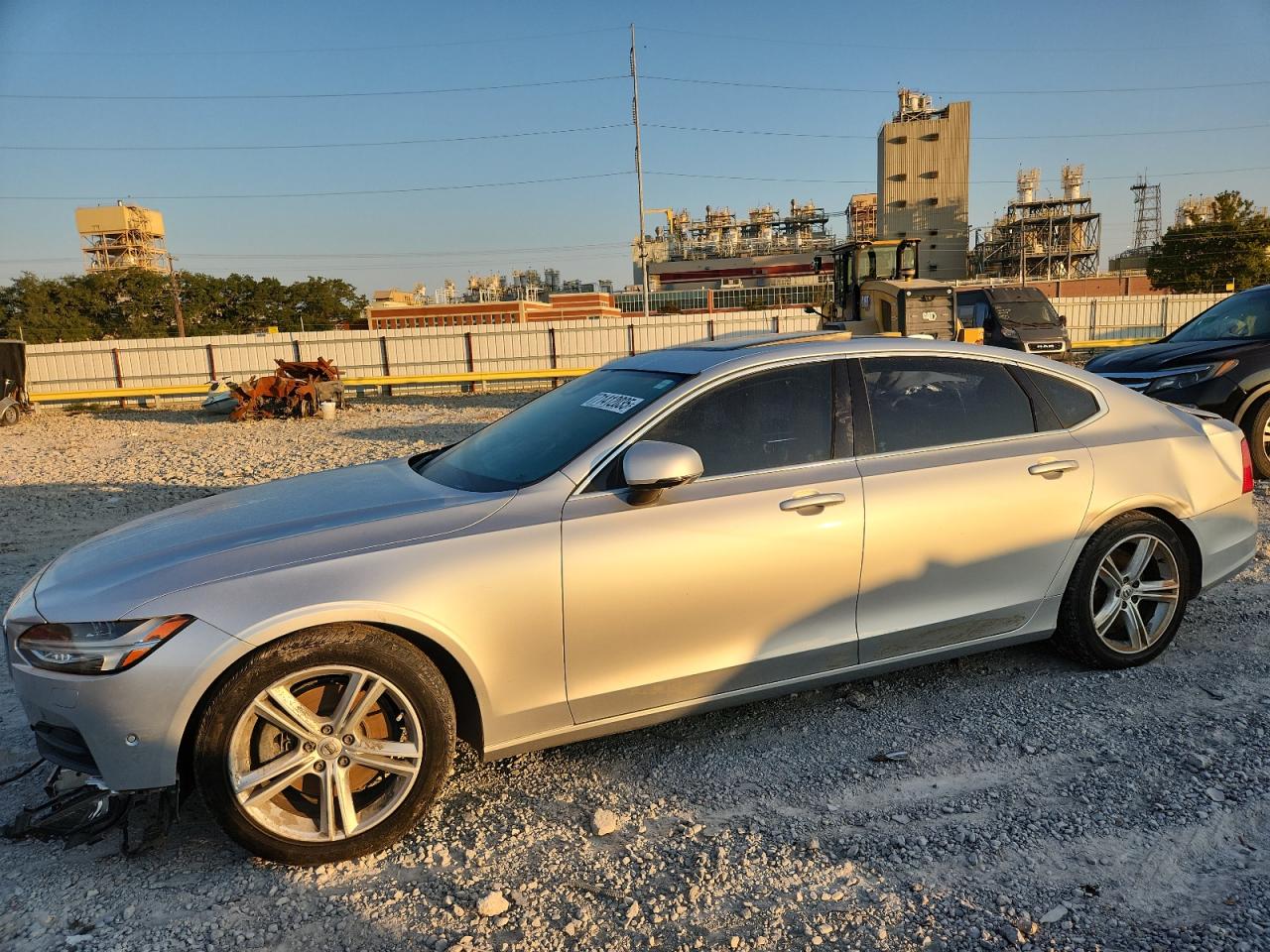 2018 Volvo S90 t5 mom