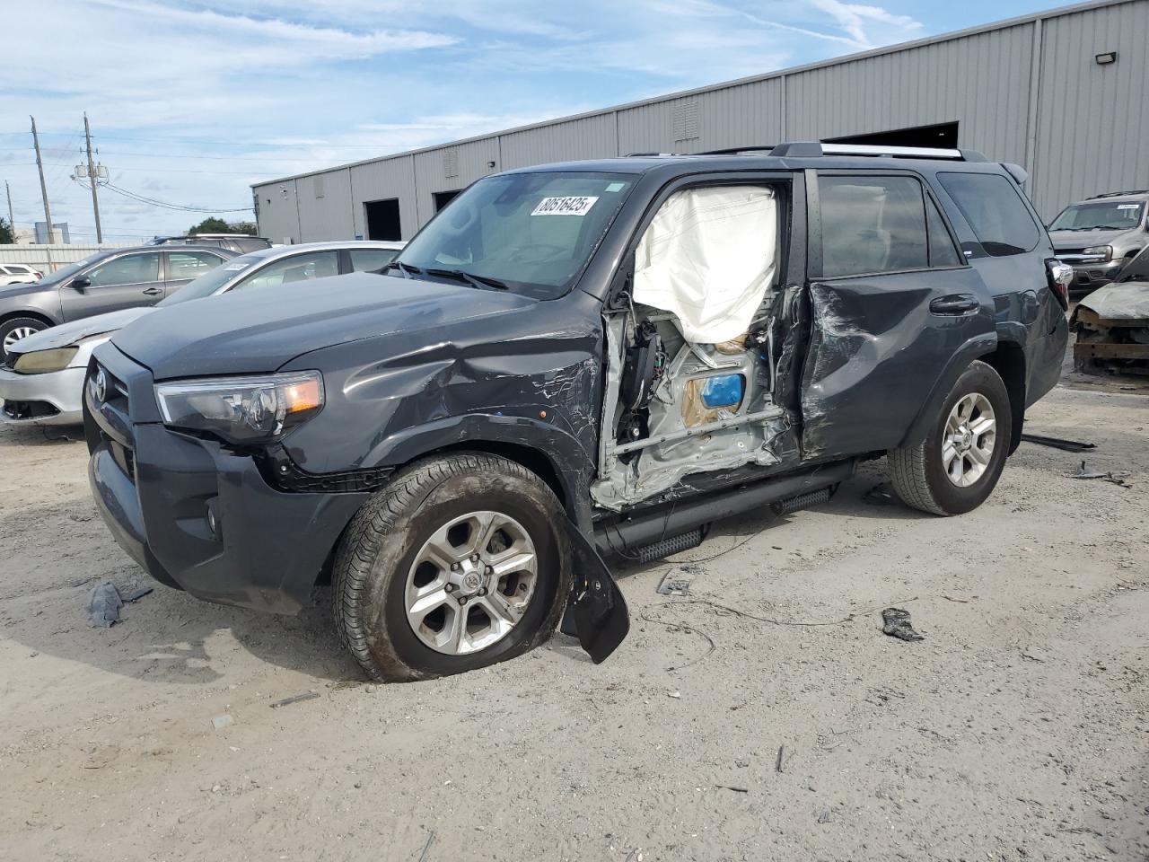 2024 Toyota 4runner sr SR5
