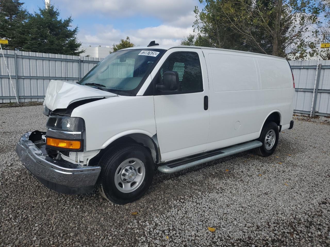 2024 Chevrolet Express g2