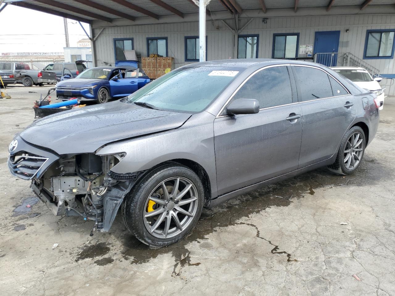 2011 Toyota Camry base BASE