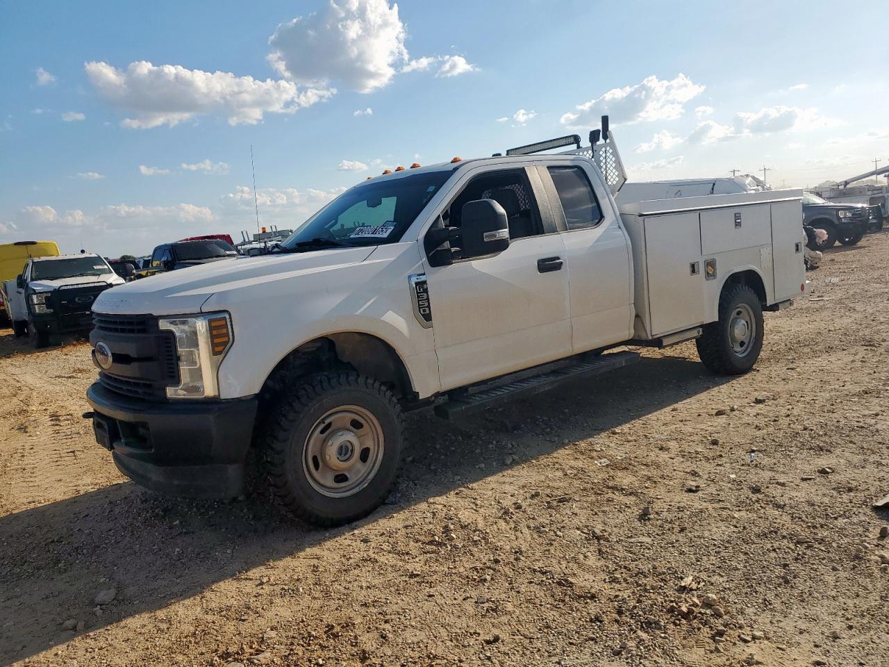 2019 Ford F350 super duty SUPER DUTY
