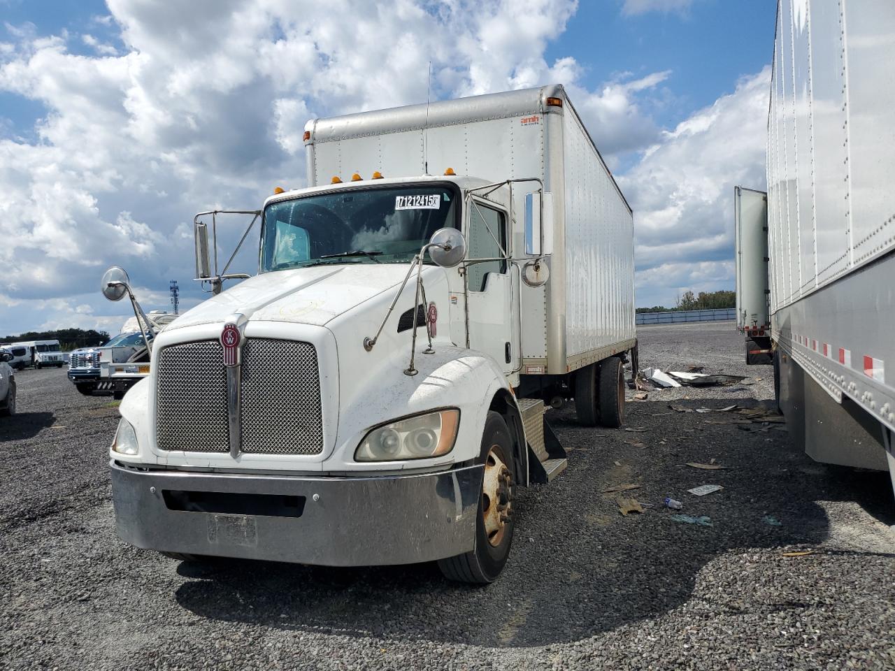 2012 Kenworth Construction t270 T270