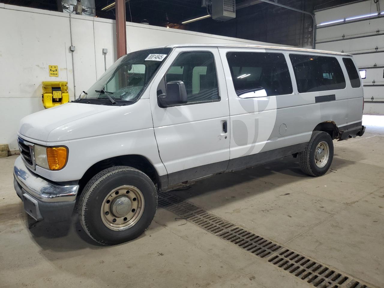 2004 Ford Econoline E350
