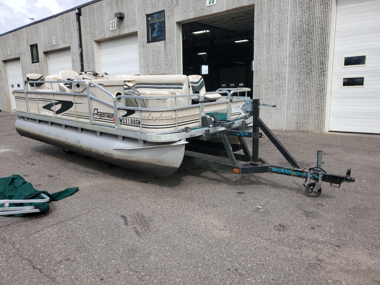 Premier Boat