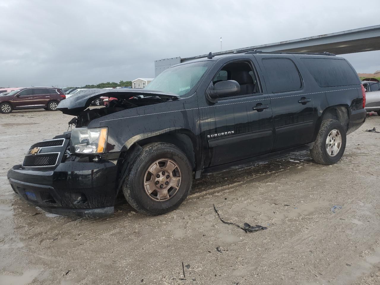 2014 Chevrolet Suburban c C1500 LS