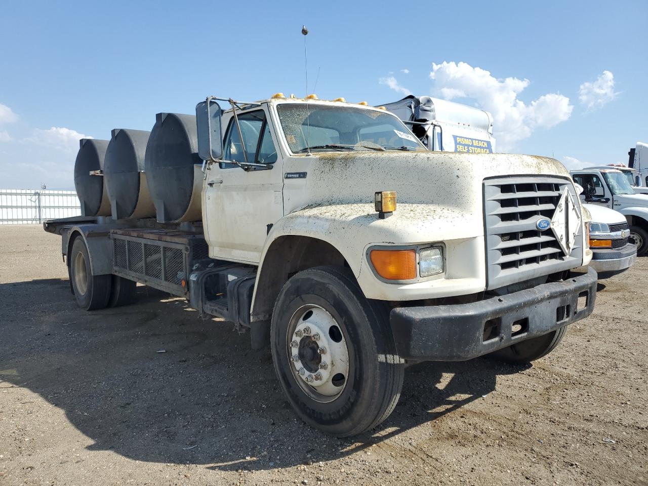 1997 Ford F700