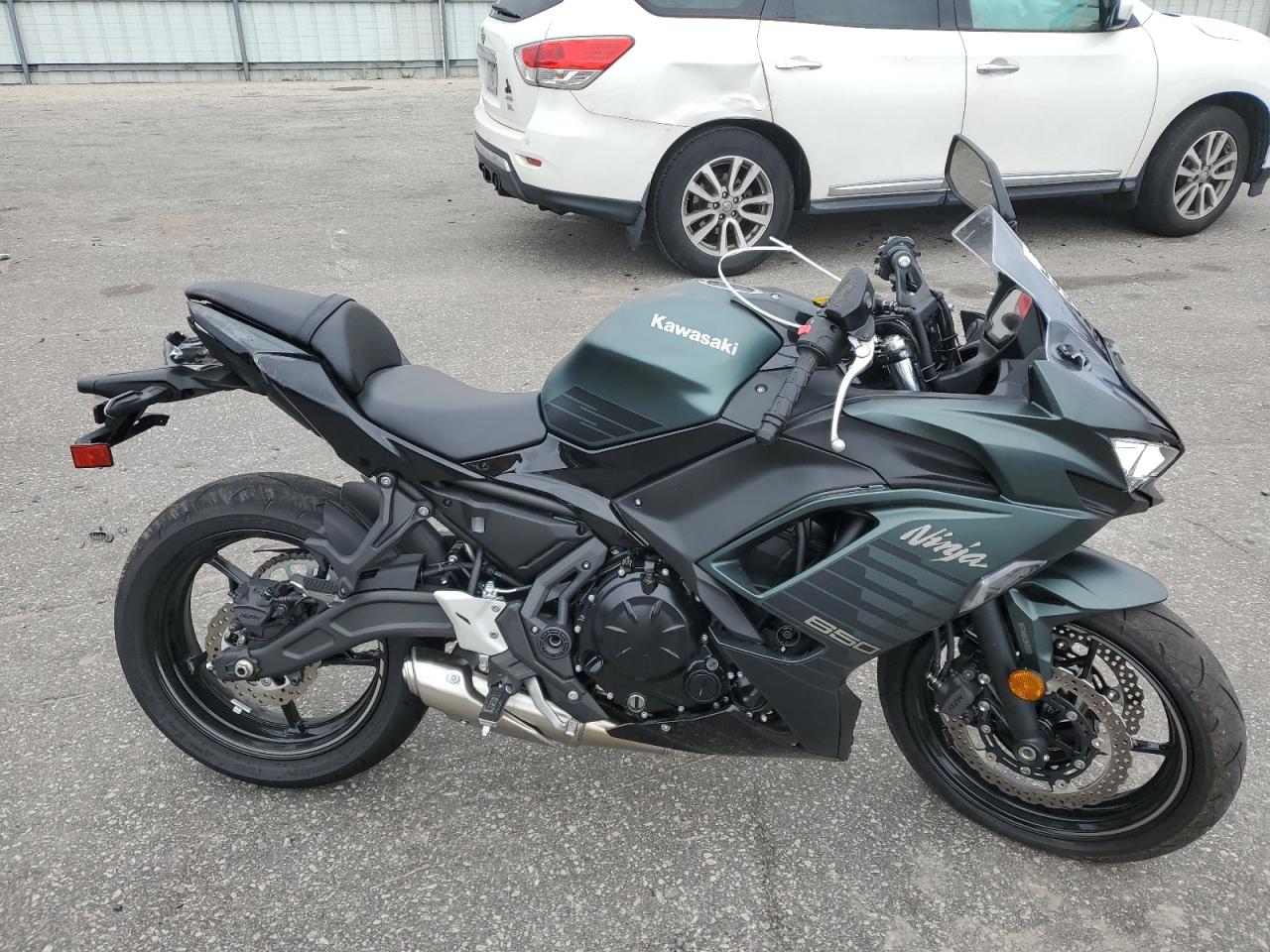 2025 Kawasaki Ex650 p P