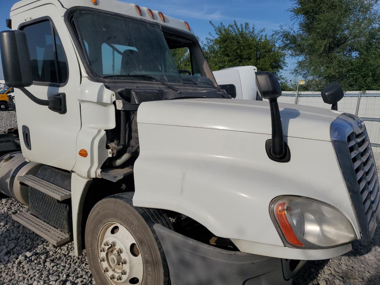 2015 Freightliner Cascadia 1