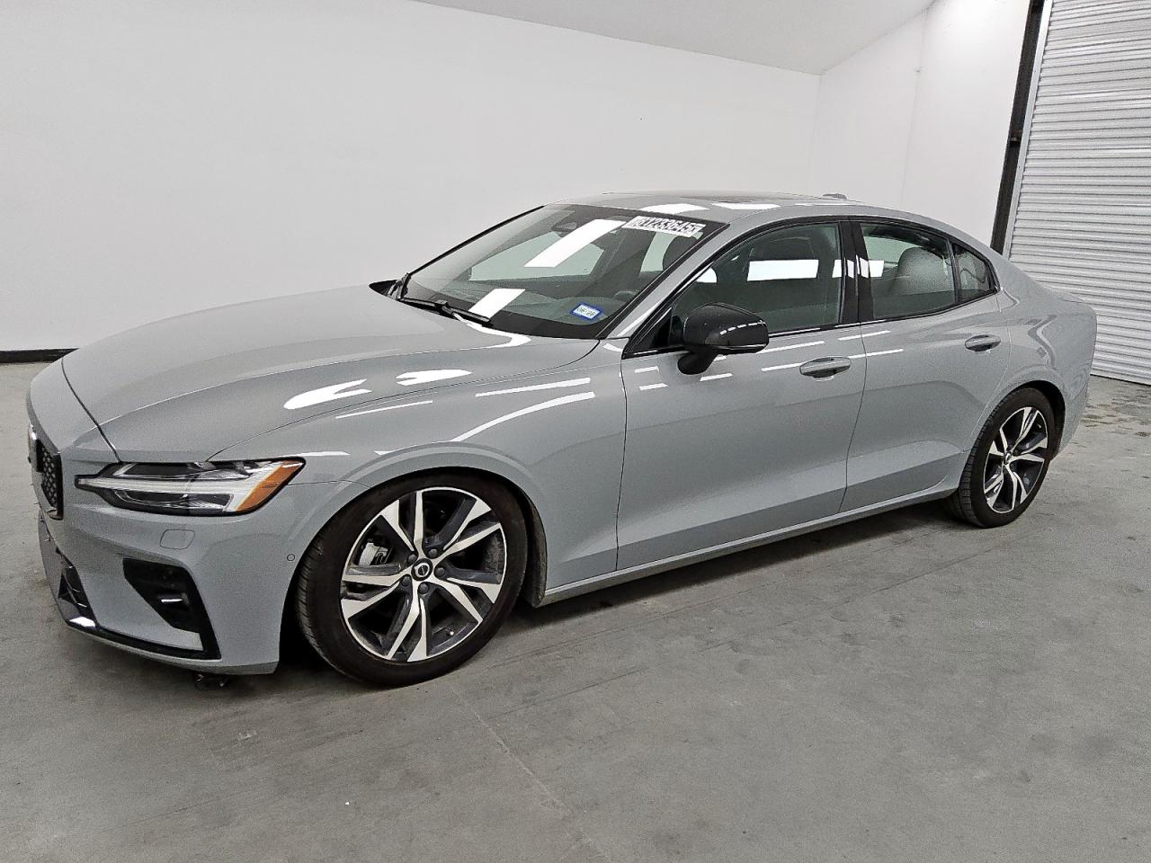 2025 Volvo S60