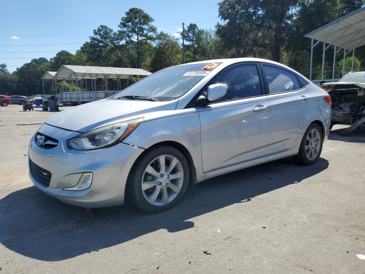 2013 Hyundai Accent gls GLS